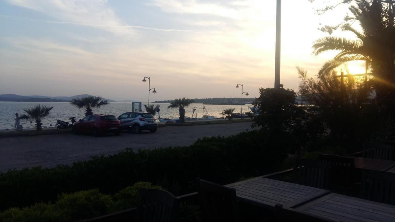 Aliye Hanim Hotel Ayvalik Exterior foto