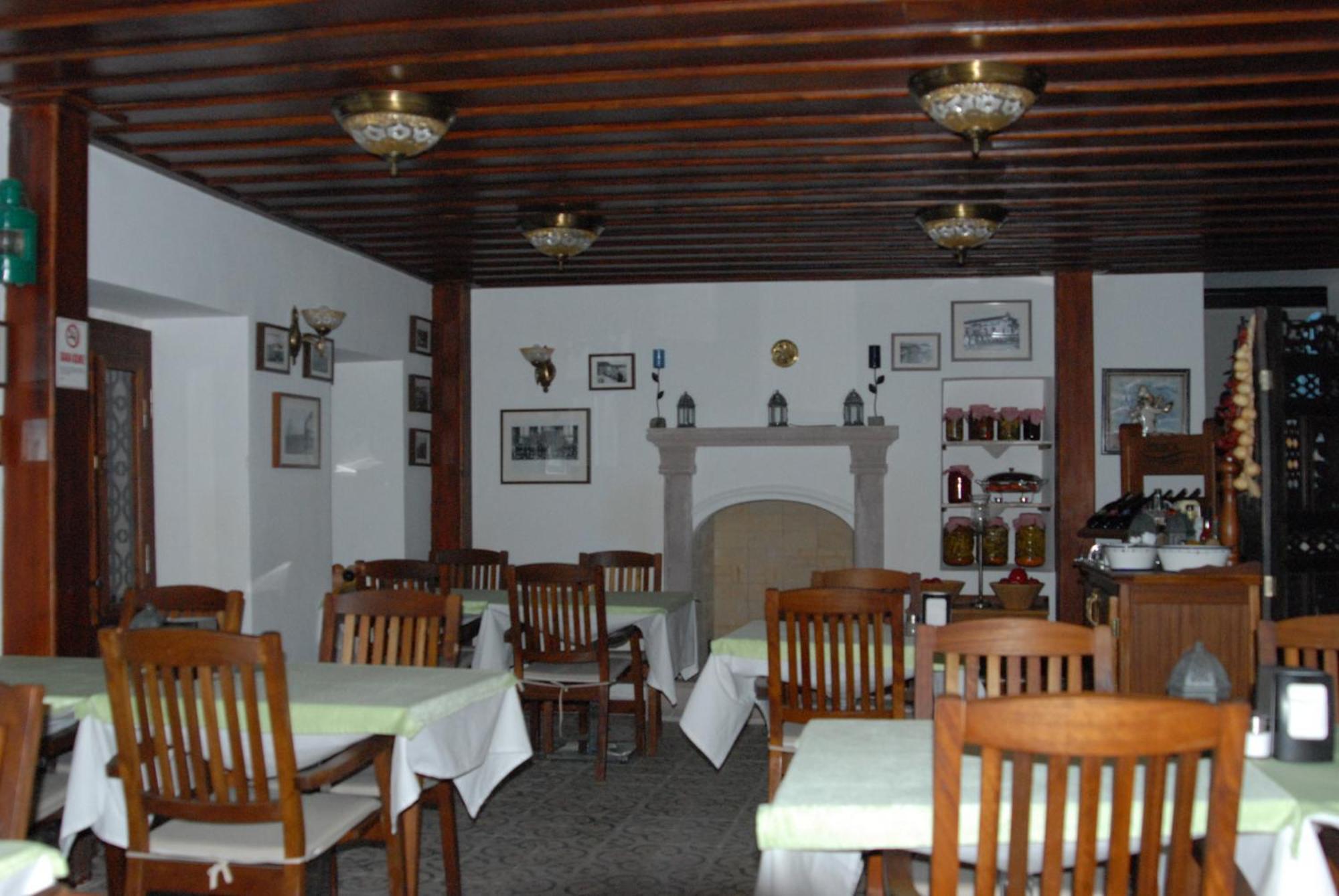 Aliye Hanim Hotel Ayvalik Exterior foto