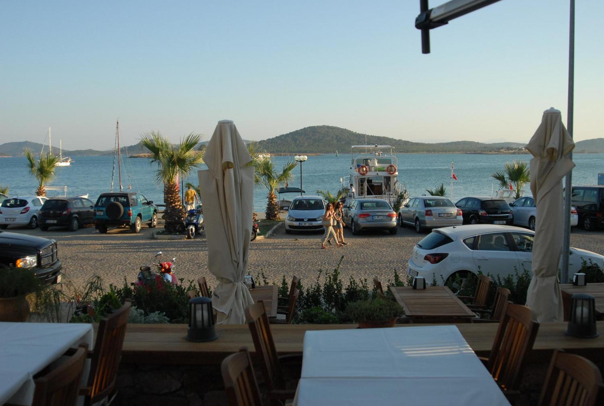 Aliye Hanim Hotel Ayvalik Exterior foto