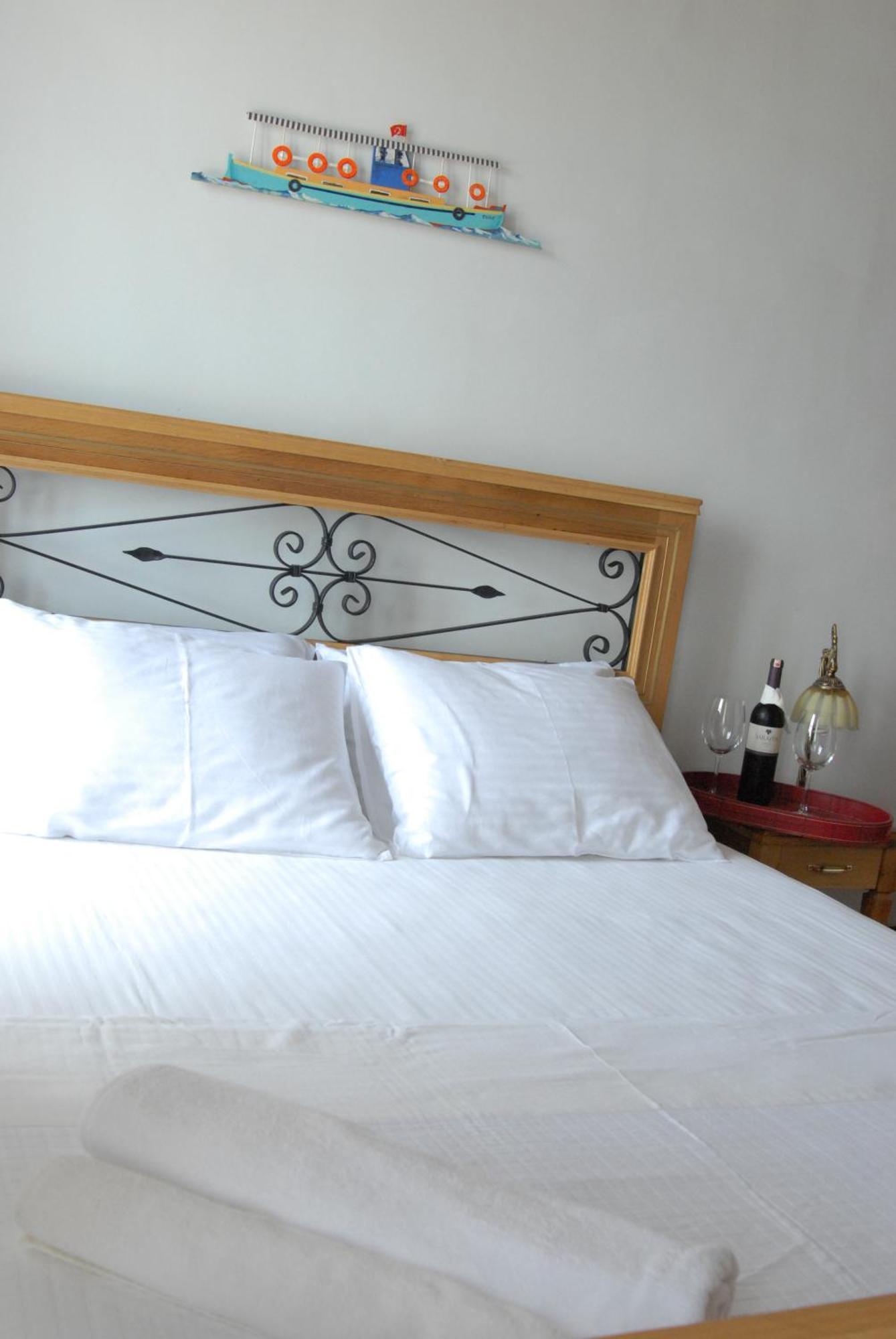 Aliye Hanim Hotel Ayvalik Exterior foto