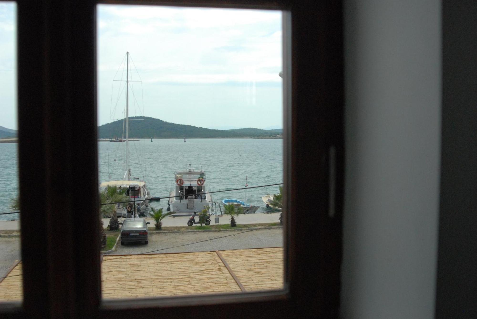 Aliye Hanim Hotel Ayvalik Exterior foto