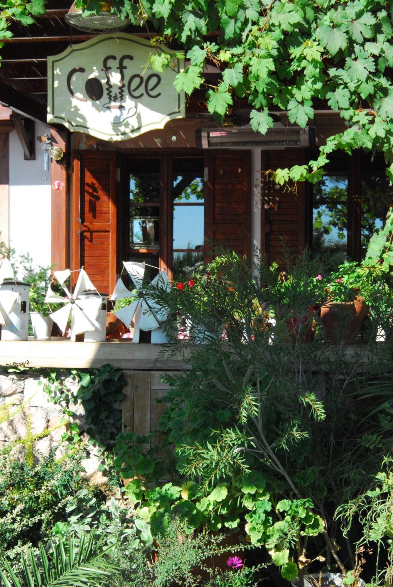 Aliye Hanim Hotel Ayvalik Exterior foto